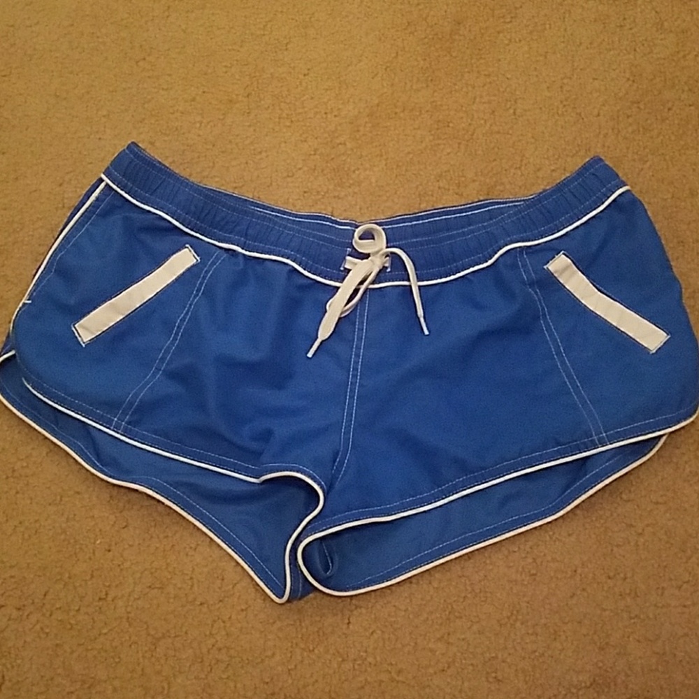 Board shorts